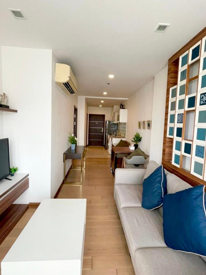 The Astra Condo City Center Chiang Mai Buitenkant foto
